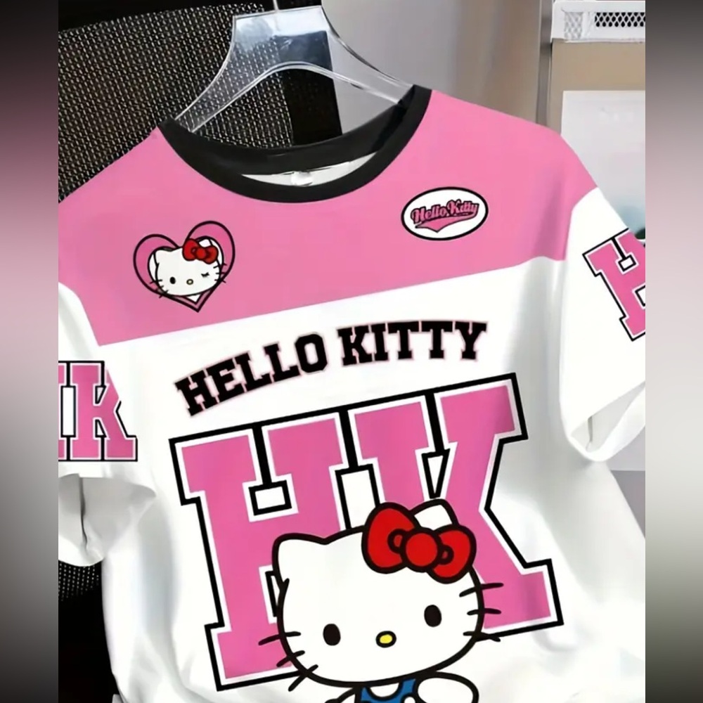 Hello Kitty Bundle - Picture 4 of 4